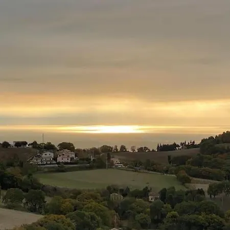 Casa Rurale Con Vista Sul Mare Διαμέρισμα Massignano